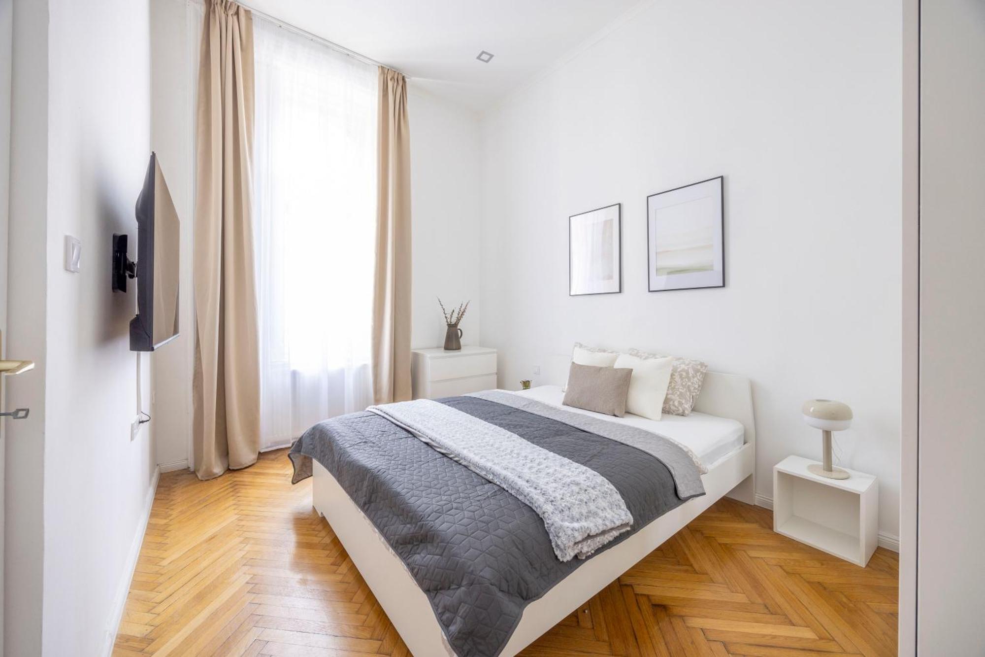 Charming & Cozy Central Elizabeth Apartment บูดาเปสต์ ภายนอก รูปภาพ