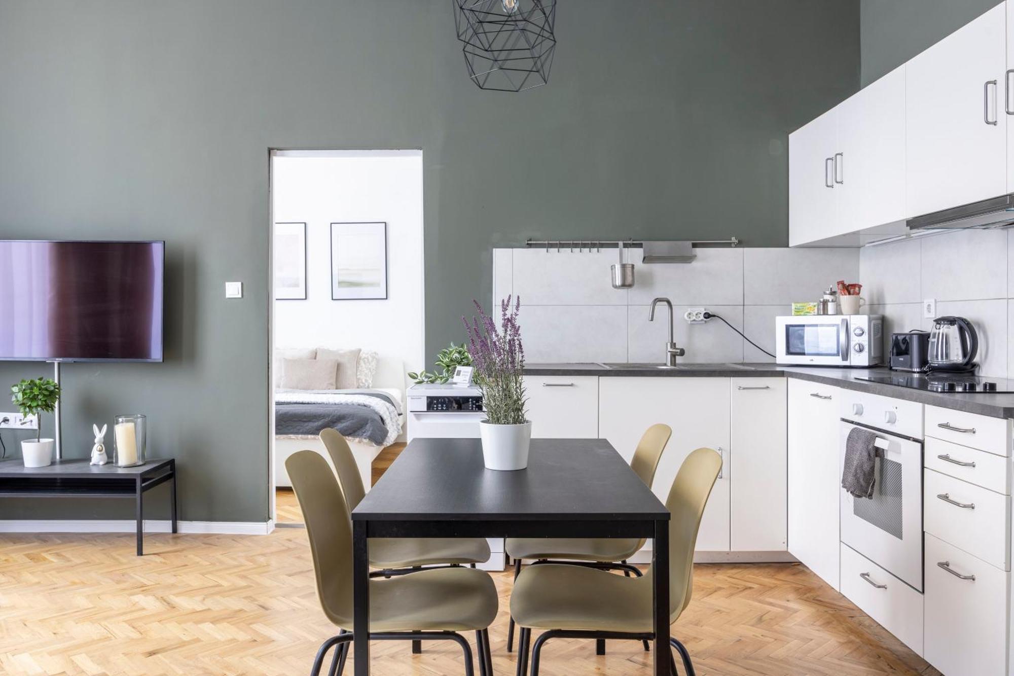 Charming & Cozy Central Elizabeth Apartment บูดาเปสต์ ภายนอก รูปภาพ