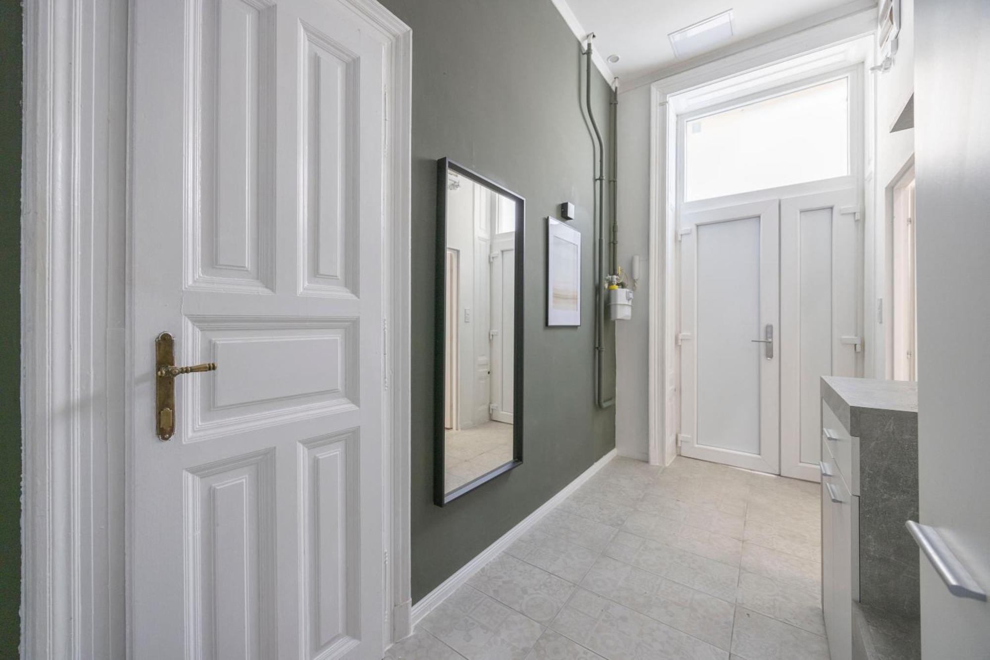 Charming & Cozy Central Elizabeth Apartment บูดาเปสต์ ภายนอก รูปภาพ
